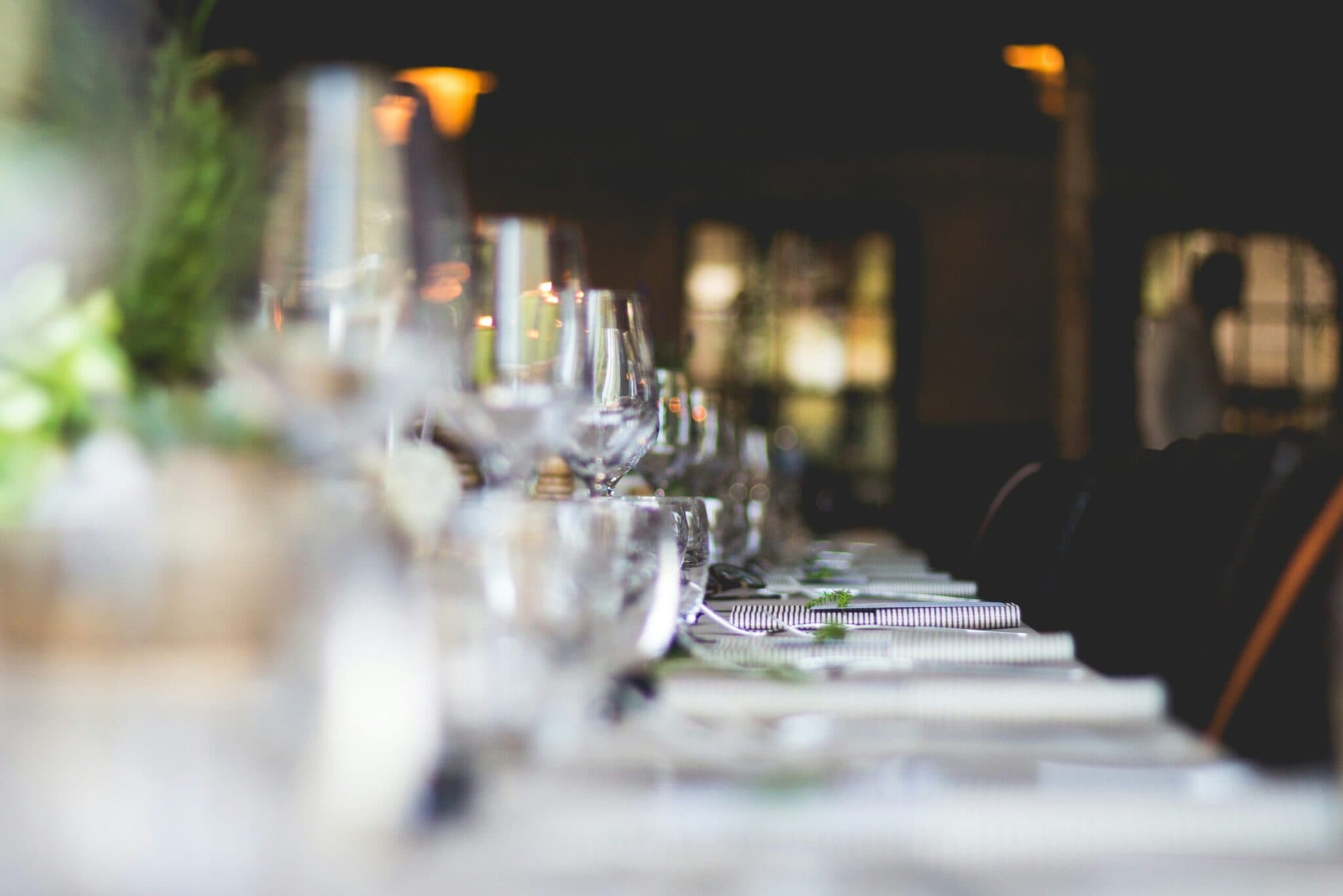 Festlich gedeckter Tisch im Ristorante La Perla
